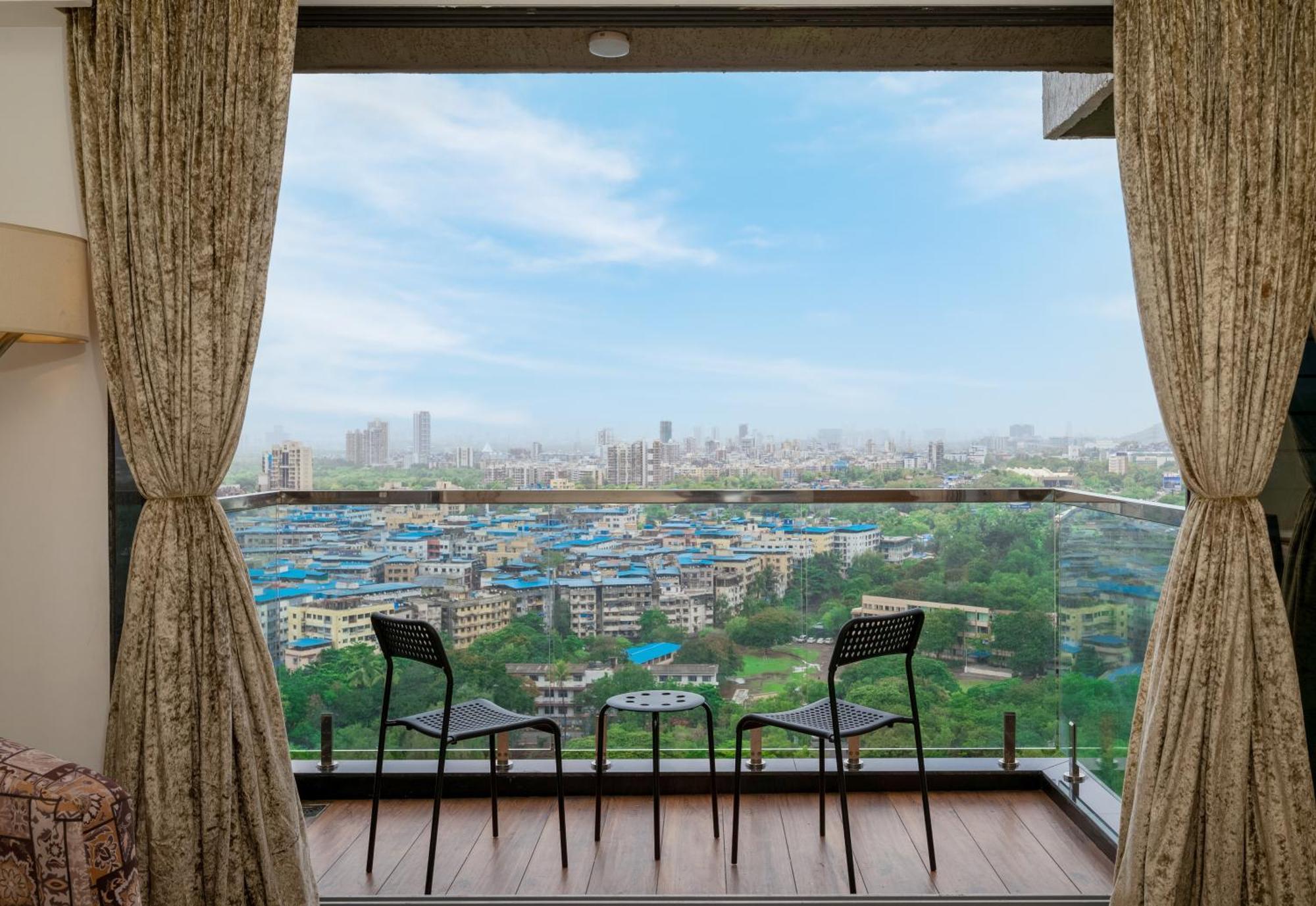 Freesia Residency By Express Inn - Nova Bombaim Exterior foto